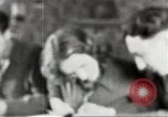 Standbild deutsche Agenten europäische Theater, 1944, aus Sekunde 40 historischem Filmmaterial Videoclip 65675058197