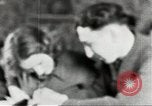 Standbild deutsche Agenten europäische Theater, 1944, aus Sekunde 42 historischem Filmmaterial Videoclip 65675058197