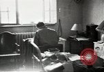 Standbild Secret Intelligence Agent europäische Theater, 1944, aus Sekunde 21 historischem Filmmaterial Videoclip 65675058198