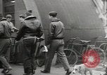 Standbild 56 Fighter Group Personal Vereinigtes Königreich, 1943, aus Sekunde 32 historischem Filmmaterial Videoclip 65675058209