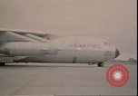 Standbild C-141 Starlifter aircraft Washington State United States USA, 1970, aus Sekunde 16 historischem Filmmaterial Videoclip 65675058222