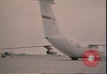 Standbild C-141 Starlifter aircraft Washington State United States USA, 1970, aus Sekunde 30 historischem Filmmaterial Videoclip 65675058222