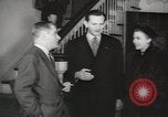 Standbild Elliot Roosevelt New York City USA, 1946, aus Sekunde 27 historischem Filmmaterial Videoclip 65675058235