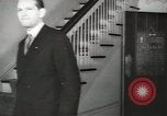 Standbild Elliot Roosevelt New York City USA, 1946, aus Sekunde 49 historischem Filmmaterial Videoclip 65675058235