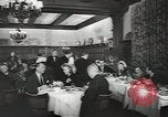 Immagine di 21 Club New York City USA, 1946, secondo 14 filmato di repertorio 65675058236