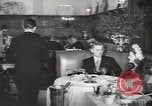 Immagine di 21 Club New York City USA, 1946, secondo 58 filmato di repertorio 65675058236