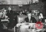 Immagine di 21 Club New York City USA, 1946, secondo 62 filmato di repertorio 65675058236