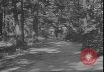 Standbild Tränengas Angriff United States USA, 1942, aus Sekunde 6 historischem Filmmaterial Videoclip 65675058239
