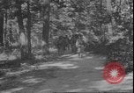 Standbild Tränengas Angriff United States USA, 1942, aus Sekunde 11 historischem Filmmaterial Videoclip 65675058239