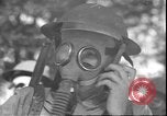 Standbild Tränengas Angriff United States USA, 1942, aus Sekunde 27 historischem Filmmaterial Videoclip 65675058239