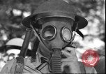 Standbild Tränengas Angriff United States USA, 1942, aus Sekunde 28 historischem Filmmaterial Videoclip 65675058239