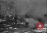 Standbild Tränengas Angriff United States USA, 1942, aus Sekunde 35 historischem Filmmaterial Videoclip 65675058239