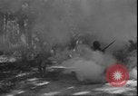 Standbild Tränengas Angriff United States USA, 1942, aus Sekunde 36 historischem Filmmaterial Videoclip 65675058239