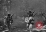 Standbild Tränengas Angriff United States USA, 1942, aus Sekunde 39 historischem Filmmaterial Videoclip 65675058239