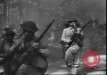 Standbild Tränengas Angriff United States USA, 1942, aus Sekunde 41 historischem Filmmaterial Videoclip 65675058239