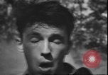 Standbild Tränengas Angriff United States USA, 1942, aus Sekunde 55 historischem Filmmaterial Videoclip 65675058239