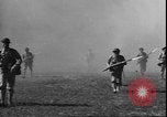 Standbild USA Soldaten United States USA, 1942, aus Sekunde 10 historischem Filmmaterial Videoclip 65675058240