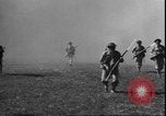 Standbild USA Soldaten United States USA, 1942, aus Sekunde 12 historischem Filmmaterial Videoclip 65675058240