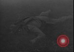 Standbild USA Soldaten United States USA, 1942, aus Sekunde 27 historischem Filmmaterial Videoclip 65675058240