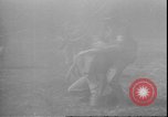 Standbild USA Soldaten United States USA, 1942, aus Sekunde 55 historischem Filmmaterial Videoclip 65675058240