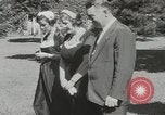 Image Withers un Burress New York United States USA, 1953, de la seconde 10 séquences d'archives historiques vidéo 65675058244