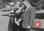 Image Withers un Burress New York United States USA, 1953, de la seconde 11 séquences d'archives historiques vidéo 65675058244