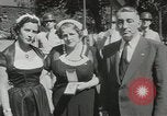 Image Withers un Burress New York United States USA, 1953, de la seconde 27 séquences d'archives historiques vidéo 65675058244