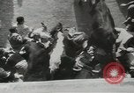 Image exécutant les taureaux Pamplona Espagne, 1953, de la seconde 45 séquences d'archives historiques vidéo 65675058246