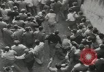 Image exécutant les taureaux Pamplona Espagne, 1953, de la seconde 62 séquences d'archives historiques vidéo 65675058246