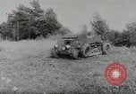 Standbild gepanzerten Wagen Deutschland, 1953, aus Sekunde 5 historischem Filmmaterial Videoclip 65675058252