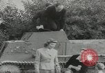 Standbild gepanzerten Wagen Deutschland, 1953, aus Sekunde 23 historischem Filmmaterial Videoclip 65675058252