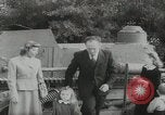 Standbild gepanzerten Wagen Deutschland, 1953, aus Sekunde 28 historischem Filmmaterial Videoclip 65675058252