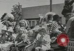 Standbild cowboys Joseph Oregon USA, 1953, aus Sekunde 18 historischem Filmmaterial Videoclip 65675058254