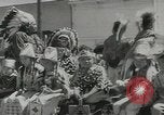 Standbild cowboys Joseph Oregon USA, 1953, aus Sekunde 19 historischem Filmmaterial Videoclip 65675058254