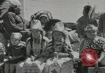 Standbild cowboys Joseph Oregon USA, 1953, aus Sekunde 20 historischem Filmmaterial Videoclip 65675058254