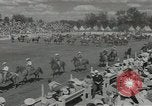 Standbild cowboys Joseph Oregon USA, 1953, aus Sekunde 27 historischem Filmmaterial Videoclip 65675058254