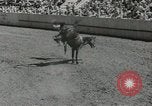 Standbild cowboys Joseph Oregon USA, 1953, aus Sekunde 36 historischem Filmmaterial Videoclip 65675058254