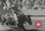 Standbild cowboys Joseph Oregon USA, 1953, aus Sekunde 50 historischem Filmmaterial Videoclip 65675058254