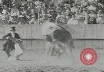 Standbild cowboys Joseph Oregon USA, 1953, aus Sekunde 62 historischem Filmmaterial Videoclip 65675058254