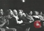 Standbild basketball Match Saint Louis Missouri USA, 1958, aus Sekunde 48 historischem Filmmaterial Videoclip 65675058263