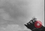 Immagine di Luftwaffe tedesca blitz e distruzione Leningrado Russia Unione Sovietica, 1943, secondo 8 filmato di repertorio 65675058274