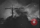 Immagine di Luftwaffe tedesca blitz e distruzione Leningrado Russia Unione Sovietica, 1943, secondo 16 filmato di repertorio 65675058274
