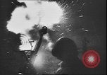 Immagine di Luftwaffe tedesca blitz e distruzione Leningrado Russia Unione Sovietica, 1943, secondo 22 filmato di repertorio 65675058274