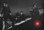 Immagine di Luftwaffe tedesca blitz e distruzione Leningrado Russia Unione Sovietica, 1943, secondo 29 filmato di repertorio 65675058274