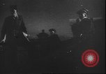 Immagine di Luftwaffe tedesca blitz e distruzione Leningrado Russia Unione Sovietica, 1943, secondo 30 filmato di repertorio 65675058274