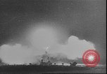 Immagine di Luftwaffe tedesca blitz e distruzione Leningrado Russia Unione Sovietica, 1943, secondo 50 filmato di repertorio 65675058274