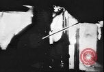 Immagine di Luftwaffe tedesca blitz e distruzione Leningrado Russia Unione Sovietica, 1943, secondo 56 filmato di repertorio 65675058274