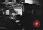 Immagine di Luftwaffe tedesca blitz e distruzione Leningrado Russia Unione Sovietica, 1943, secondo 60 filmato di repertorio 65675058274