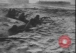 Immagine di La gente di lotta di Leningrado sotto assedio tedesco seconda guerra mondiale Leningrado Russia Unione Sovietica, 1943, secondo 42 filmato di repertorio 65675058275