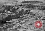 Immagine di La gente di lotta di Leningrado sotto assedio tedesco seconda guerra mondiale Leningrado Russia Unione Sovietica, 1943, secondo 43 filmato di repertorio 65675058275